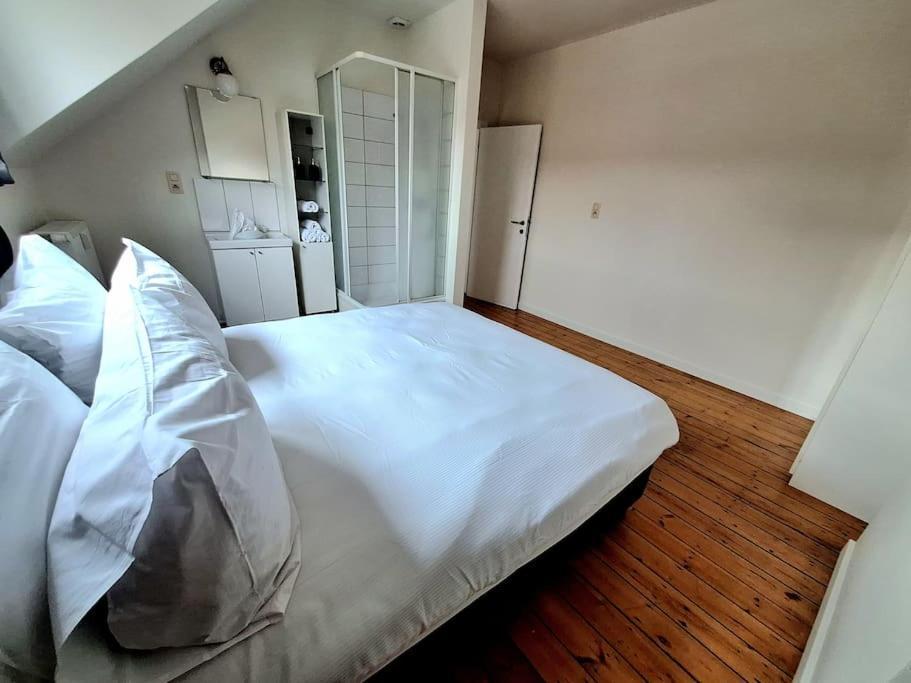 La Suite Julienne Brüksel Dış mekan fotoğraf
